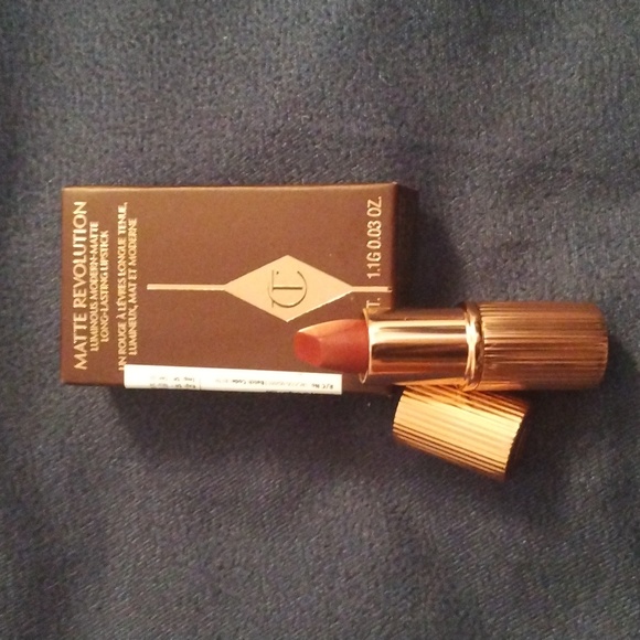 Charlotte Tilbury matt revolution lipstick mini - Picture 2 of 2